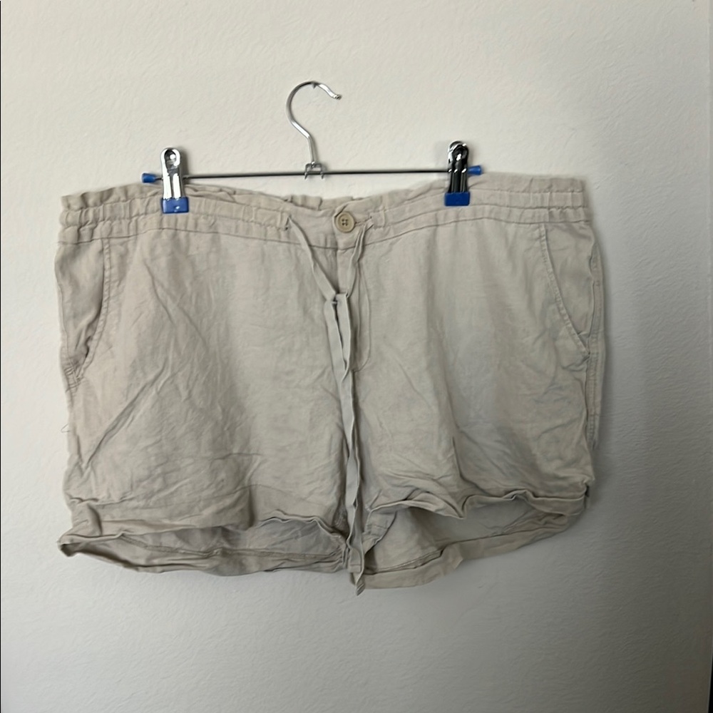 Old Navy Tan Cargo Shorts Relaxed Fit